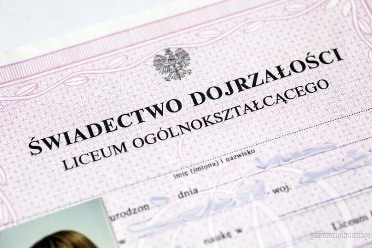 kup-swiadectwo-szkolne-z-wpisem-mature-z-wpisem-51096.webp